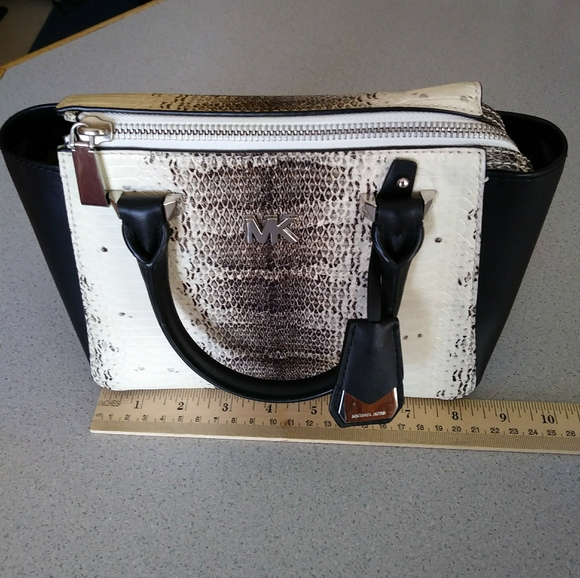 Firm Final price !*New Leather Michael Kors - Picture 2 of 5